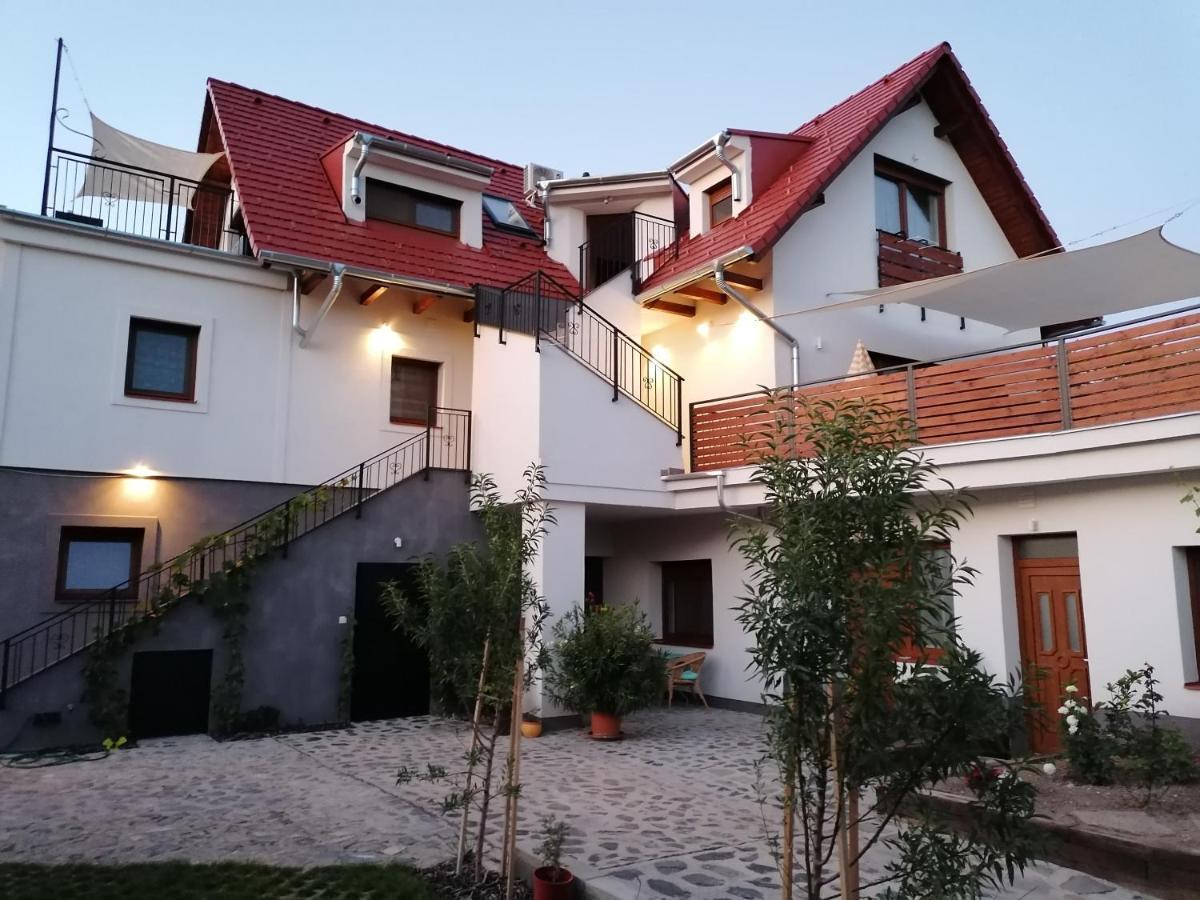 Szigligeti Mandula Kert Vendeghaz Διαμέρισμα Εξωτερικό φωτογραφία